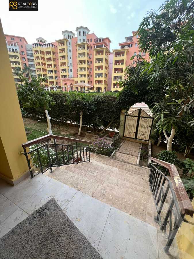https://aqarmap.com.eg/en/listing/5982886-for-sale-cairo-6th-of-october-compounds-dream-land-flower-resort