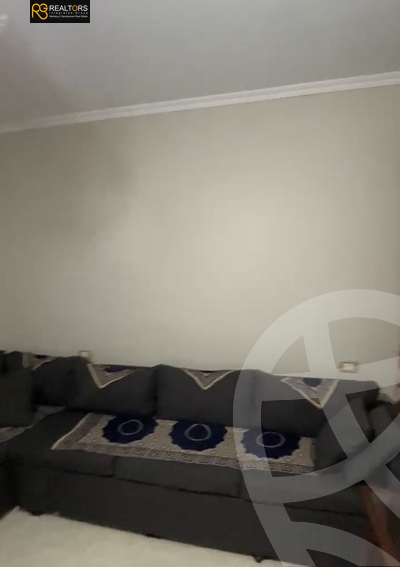 https://aqarmap.com.eg/en/listing/5983098-for-sale-cairo-6th-of-october-hadaeq-october-kmbwnd-fy-hdyq-ktwbr-ashgar-city