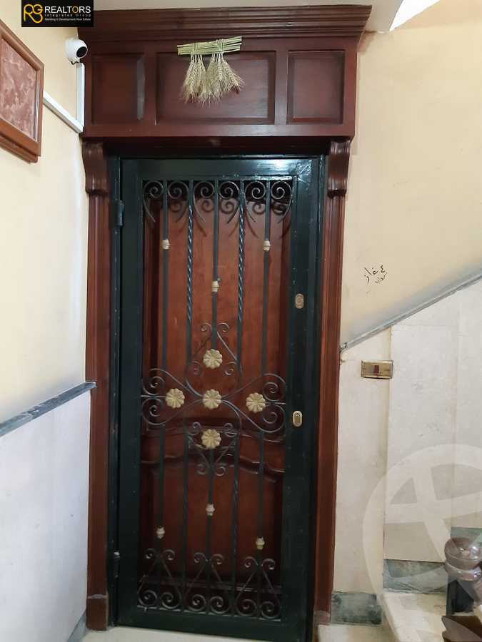 https://aqarmap.com.eg/en/listing/5983138-for-sale-cairo-6th-of-october-el-ahyaa-neighborhood-8th-lmjwr-lthny
