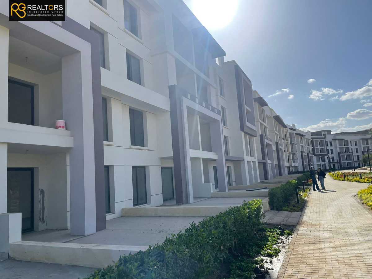 https://aqarmap.com.eg/ar/listing/5983165-for-sale-cairo-el-sheikh-zayed-city-alex-cairo-desert-road-nyoum-pyramids-arab-developments