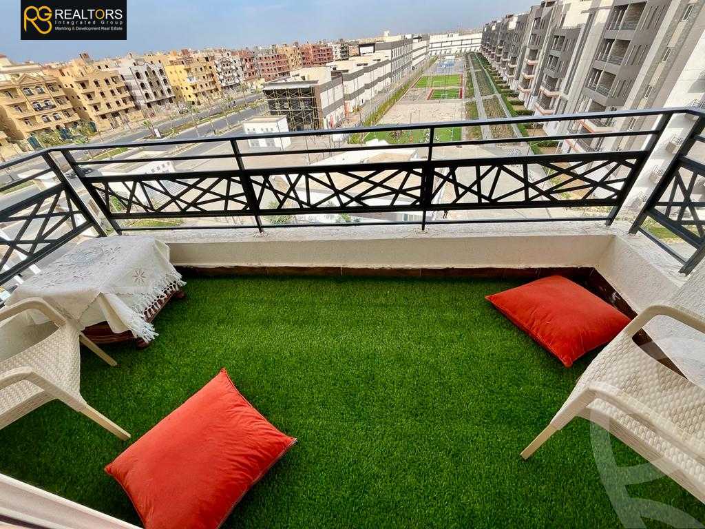 https://aqarmap.com.eg/en/listing/5983186-for-sale-cairo-6th-of-october-hadaeq-october-kmbwnd-fy-hdyq-ktwbr-rwk-ydn-blz-lbtl-jrwb