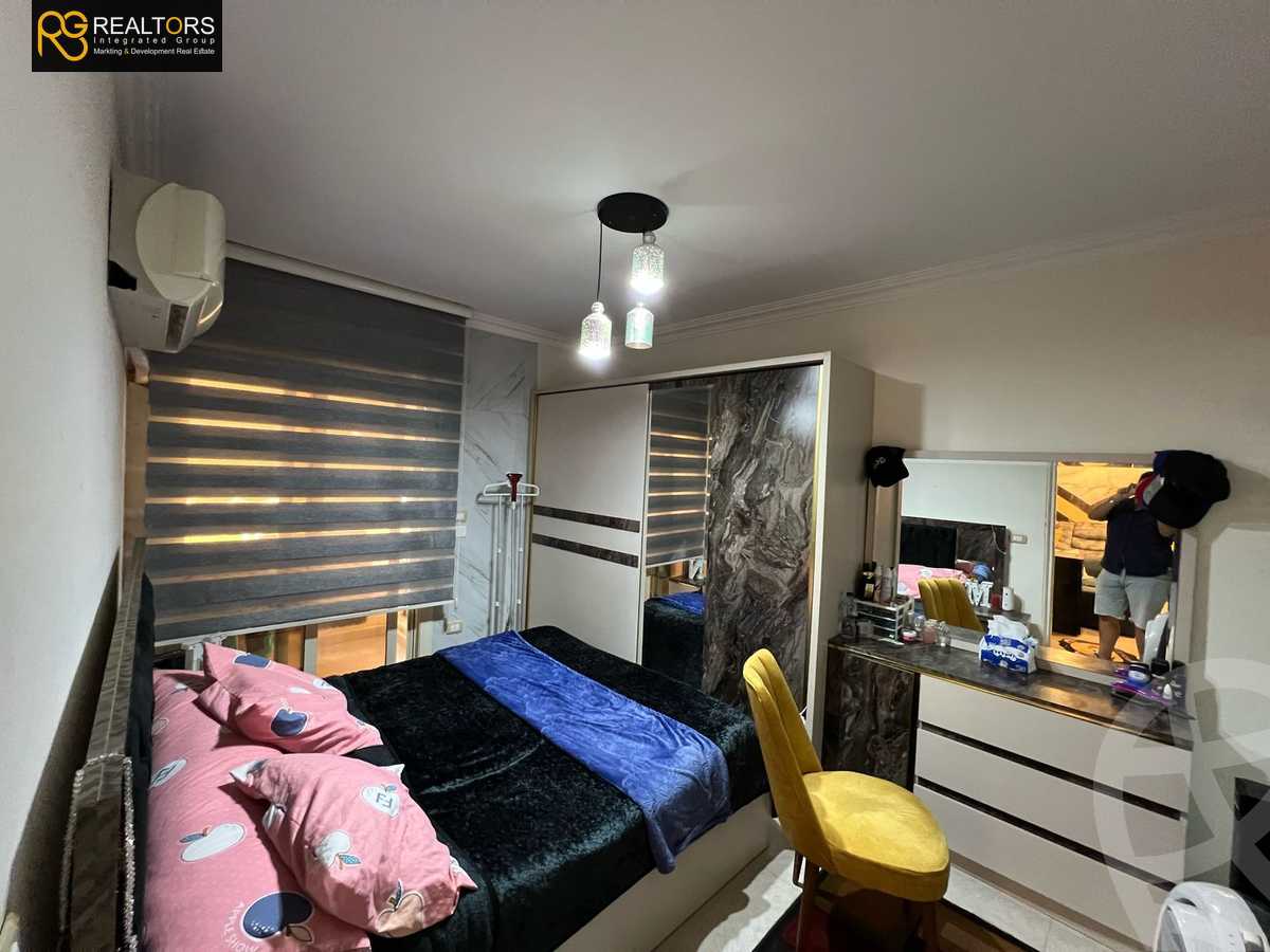 https://aqarmap.com.eg/en/listing/5983288-for-sale-cairo-el-sheikh-zayed-city-compounds-badr-el-deen