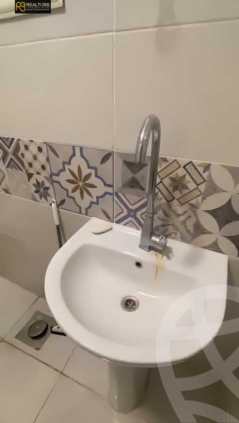 https://aqarmap.com.eg/ar/listing/5999665-for-sale-north-coast-resorts-vista-marina