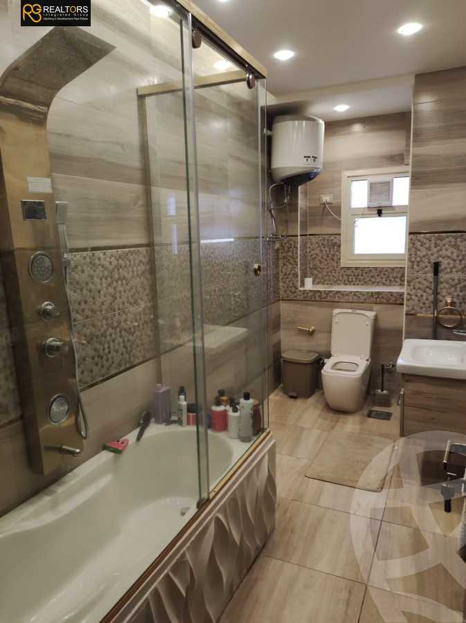 https://aqarmap.com.eg/en/listing/6036615-for-sale-cairo-6th-of-october-compounds-dream-land-flower-resort
