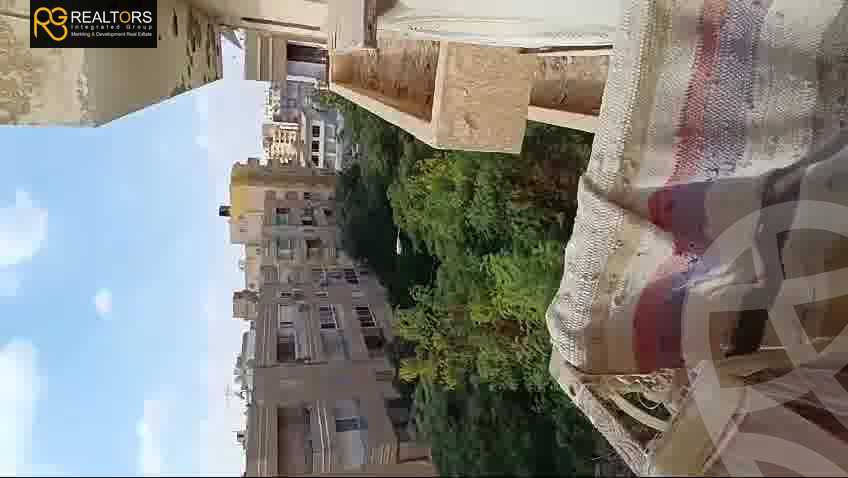 https://aqarmap.com.eg/en/listing/6036765-for-sale-cairo-6th-of-october-el-ahyaa-neighborhood-3rd-nasr-ammar-st