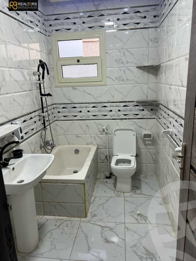https://aqarmap.com.eg/en/listing/6036804-for-sale-cairo-6th-of-october-el-ahyaa-neighborhood-4th-school-st
