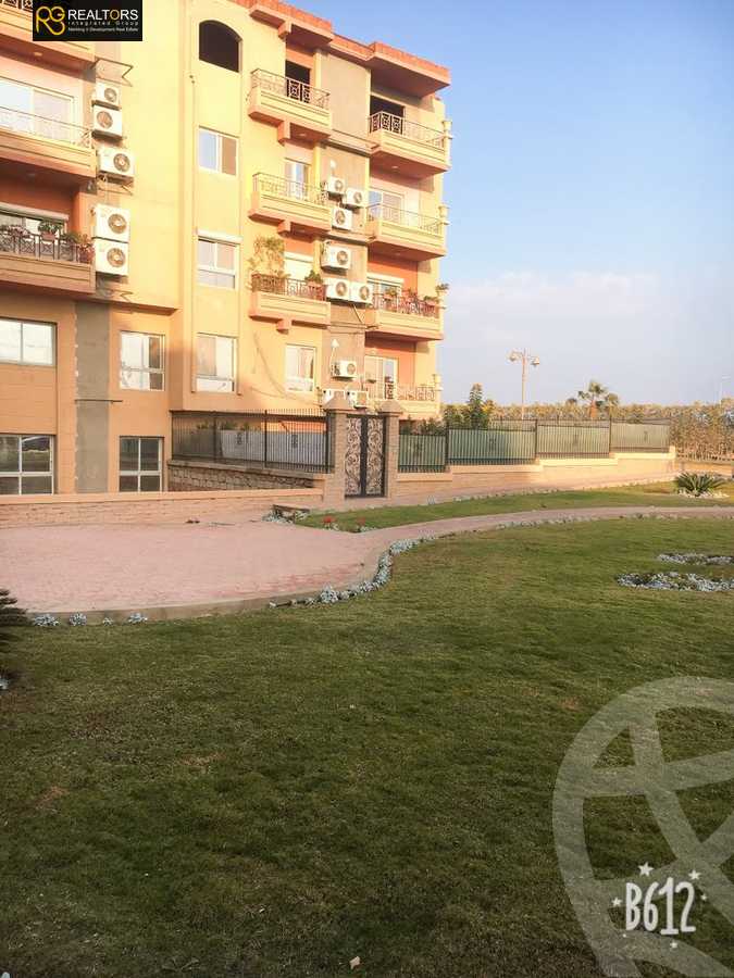 https://aqarmap.com.eg/en/listing/6036812-for-sale-cairo-6th-of-october-compounds-murooj