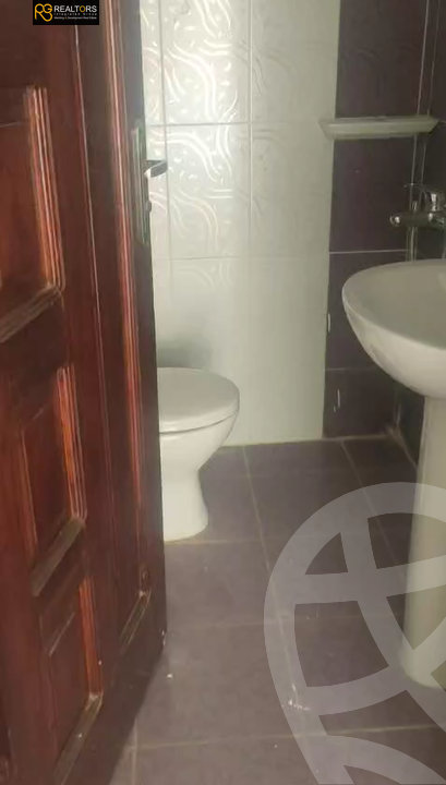 https://aqarmap.com.eg/en/listing/6039150-for-rent-cairo-6th-of-october-hadaeq-october-kmbwnd-fy-hdyq-ktwbr-el-montazah-compound