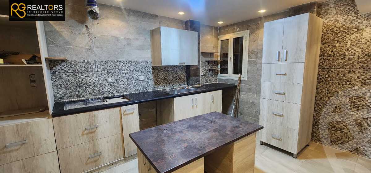 https://aqarmap.com.eg/ar/listing/6039206-for-sale-cairo-6th-of-october-el-ahyaa-neighborhood-4th-neighbourhood-1