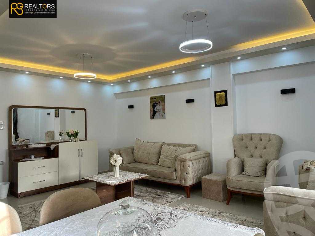 https://aqarmap.com.eg/en/listing/6039576-for-sale-cairo-6th-of-october-compounds-palmera