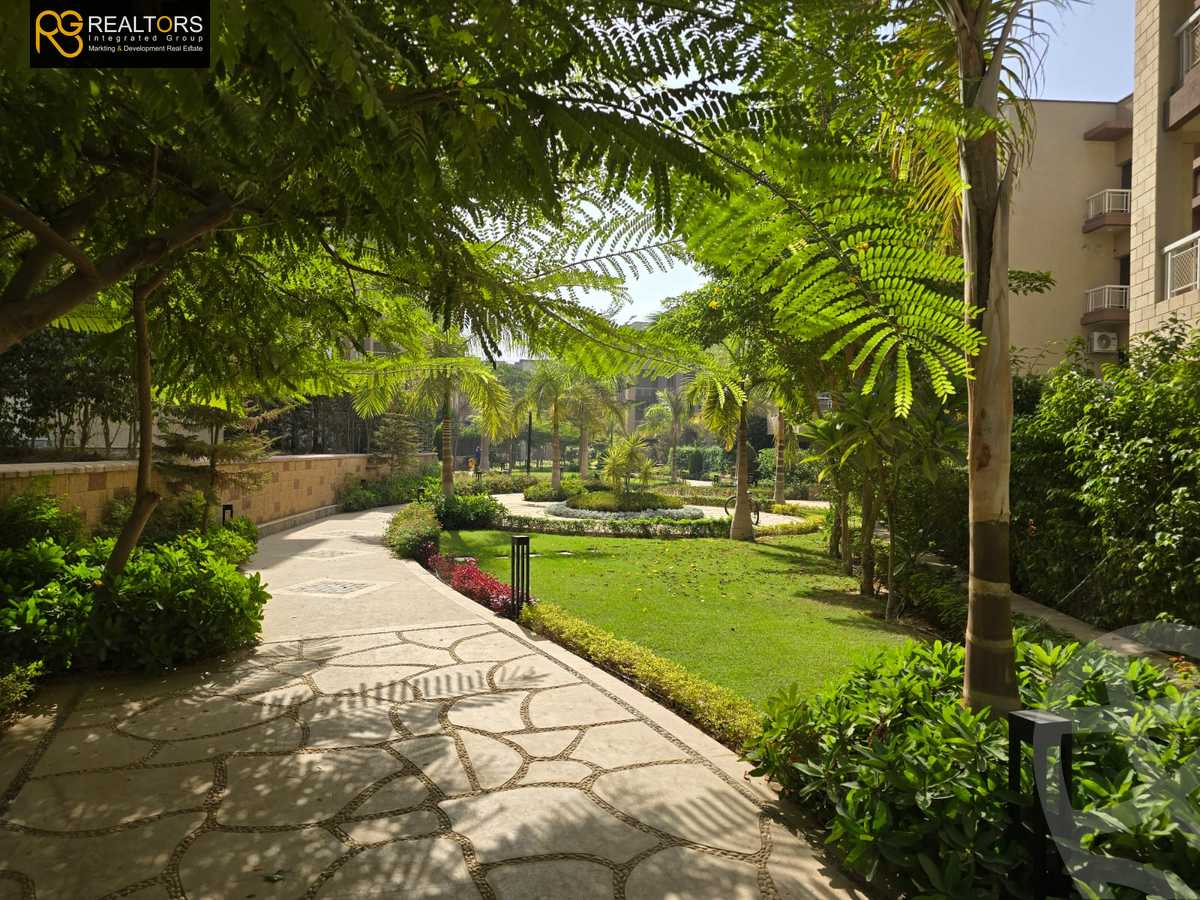 https://aqarmap.com.eg/en/listing/6039604-for-sale-cairo-6th-of-october-compounds-green-5