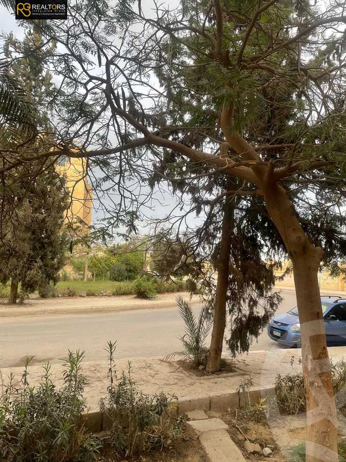 https://aqarmap.com.eg/en/listing/6042160-for-sale-cairo-el-sheikh-zayed-city-el-hay-elawel-street-10