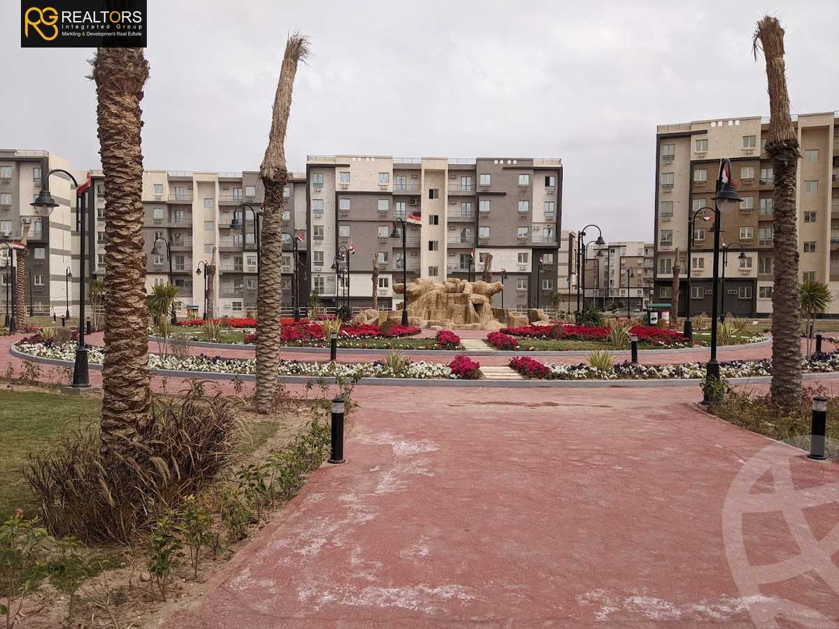 https://aqarmap.com.eg/en/listing/6045333-for-sale-cairo-6th-of-october-hadaeq-october-skn-msr