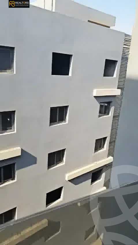 https://aqarmap.com.eg/en/listing/6045549-for-sale-cairo-6th-of-october-hadaeq-october-kmbwnd-fy-hdyq-ktwbr-sun-capital