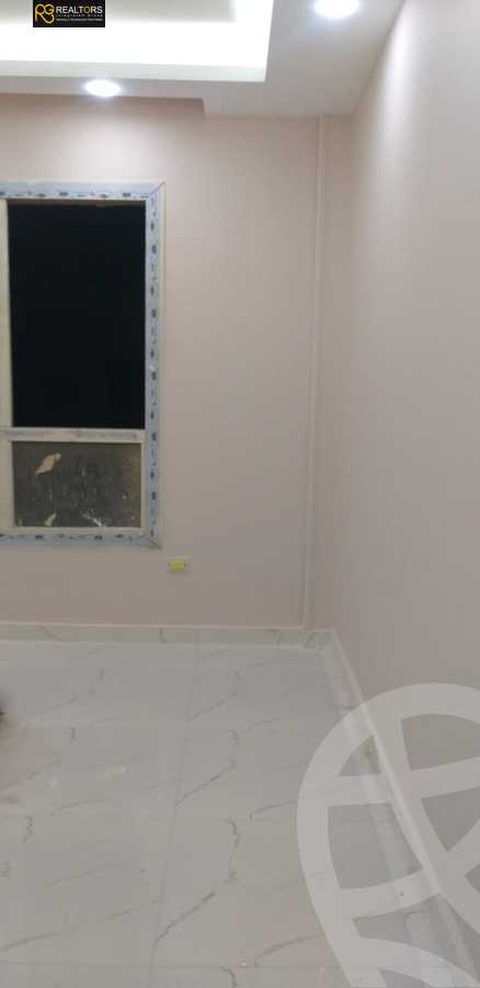 https://aqarmap.com.eg/en/listing/6045584-for-sale-cairo-6th-of-october-hadaeq-october-kmbwnd-fy-hdyq-ktwbr-djlh-blmz-m-mr-lmrshdy
