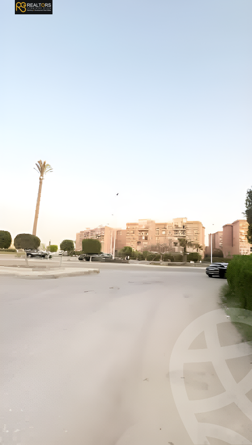 https://aqarmap.com.eg/en/listing/6048736-for-sale-cairo-el-sheikh-zayed-city-el-hay-el-thaleth-ashaer-shr-13