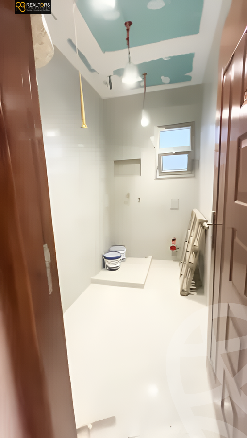https://aqarmap.com.eg/en/listing/6048736-for-sale-cairo-el-sheikh-zayed-city-el-hay-el-thaleth-ashaer-shr-13