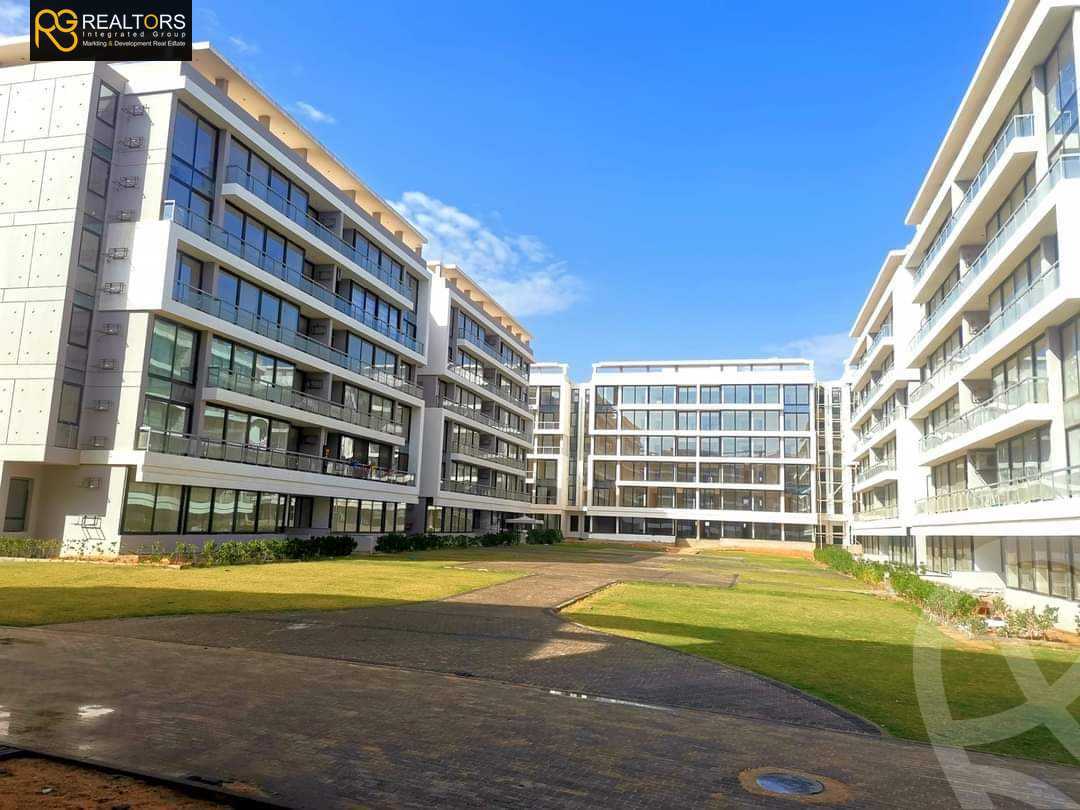 https://aqarmap.com.eg/en/listing/6048845-for-sale-cairo-6th-of-october-hadaeq-october-kmbwnd-fy-hdyq-ktwbr-lake-front