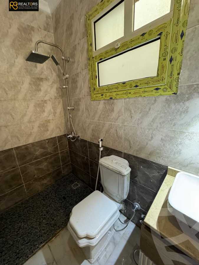 https://aqarmap.com.eg/ar/listing/6048890-for-sale-cairo-6th-of-october-hadaeq-october-kmbwnd-fy-hdyq-ktwbr-djlh-blmz-m-mr-lmrshdy