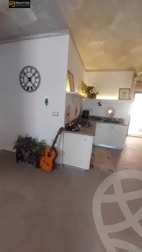 https://aqarmap.com.eg/en/listing/6048908-for-sale-cairo-6th-of-october-hadaeq-october-kmbwnd-fy-hdyq-ktwbr-el-rayhan-oasis