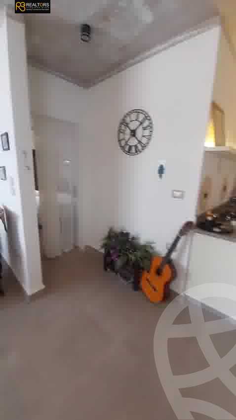 https://aqarmap.com.eg/en/listing/6048908-for-sale-cairo-6th-of-october-hadaeq-october-kmbwnd-fy-hdyq-ktwbr-el-rayhan-oasis