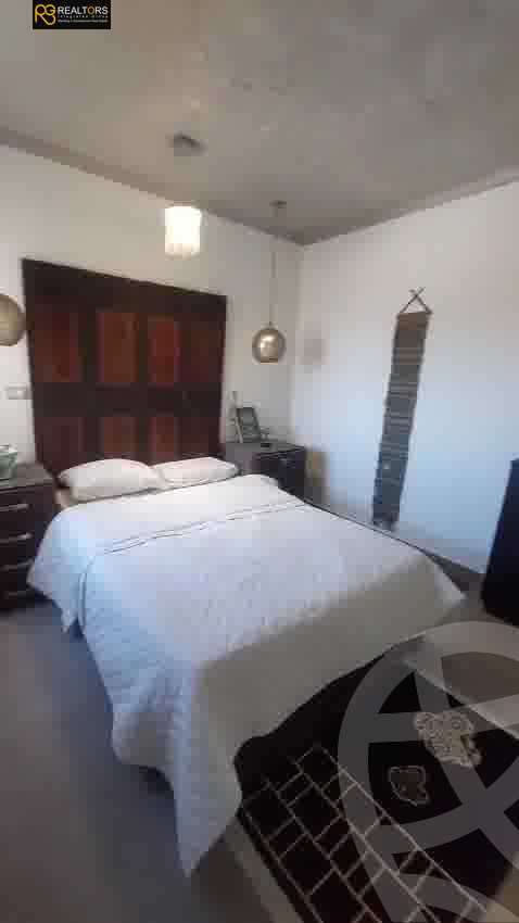 https://aqarmap.com.eg/en/listing/6048908-for-sale-cairo-6th-of-october-hadaeq-october-kmbwnd-fy-hdyq-ktwbr-el-rayhan-oasis