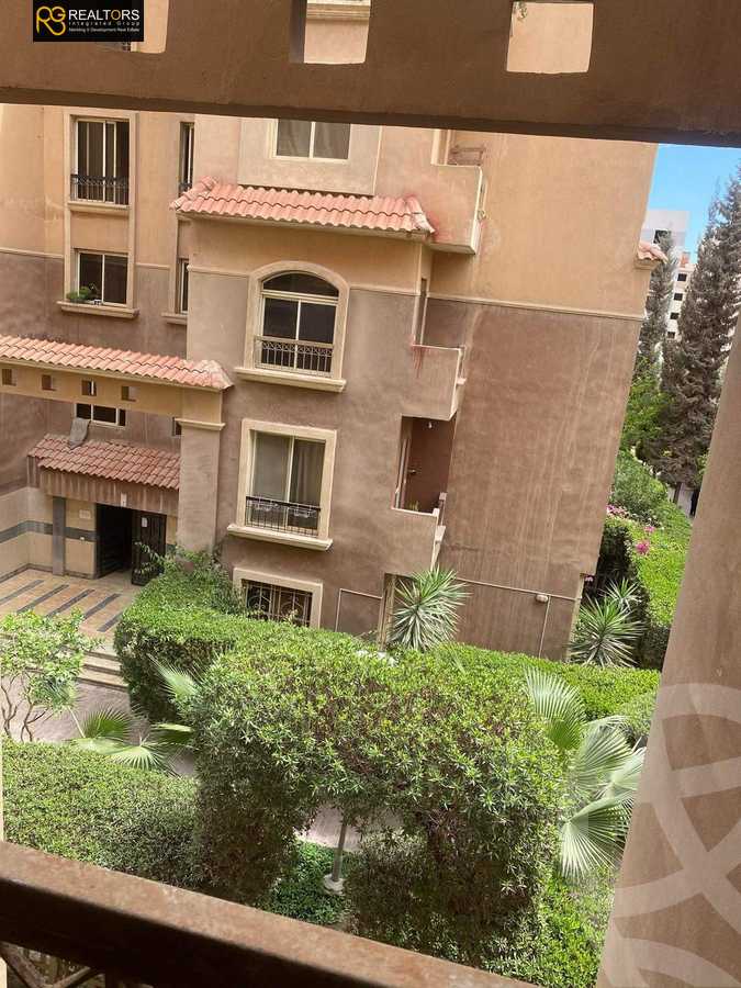 https://aqarmap.com.eg/en/listing/6048952-for-sale-cairo-6th-of-october-hadaeq-october-kmbwnd-fy-hdyq-ktwbr-italian-square