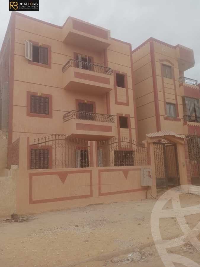 https://aqarmap.com.eg/en/listing/6048982-for-sale-cairo-6th-of-october-hadaeq-october-kmbwnd-fy-hdyq-ktwbr-italian-square