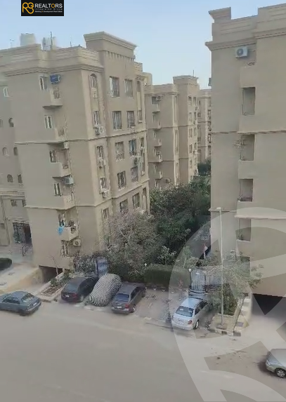 https://aqarmap.com.eg/en/listing/6049005-for-sale-cairo-6th-of-october-hadaeq-october-kmbwnd-fy-hdyq-ktwbr-town-view
