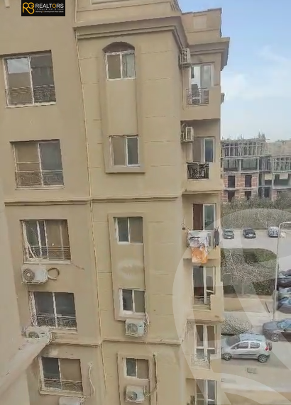 https://aqarmap.com.eg/en/listing/6049005-for-sale-cairo-6th-of-october-hadaeq-october-kmbwnd-fy-hdyq-ktwbr-town-view