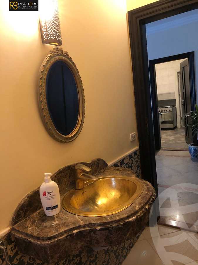 https://aqarmap.com.eg/en/listing/6049166-for-sale-cairo-el-sheikh-zayed-city-compounds-swdyk-wyst