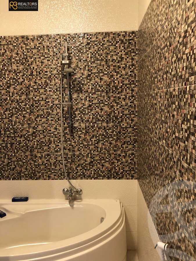 https://aqarmap.com.eg/en/listing/6049166-for-sale-cairo-el-sheikh-zayed-city-compounds-swdyk-wyst