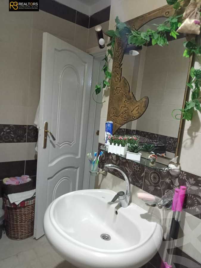 https://aqarmap.com.eg/ar/listing/6049261-for-sale-cairo-el-sheikh-zayed-city-el-hay-elthaleth-dr-ali-lotfi-st