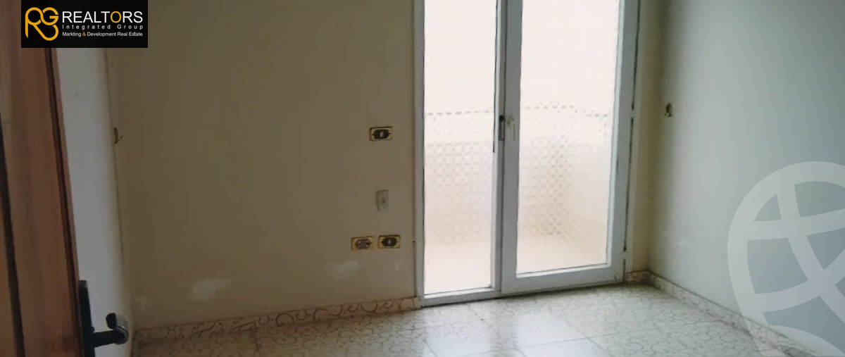 https://aqarmap.com.eg/ar/listing/6049497-for-sale-cairo-el-sheikh-zayed-city-el-hay-elsades-ashaer