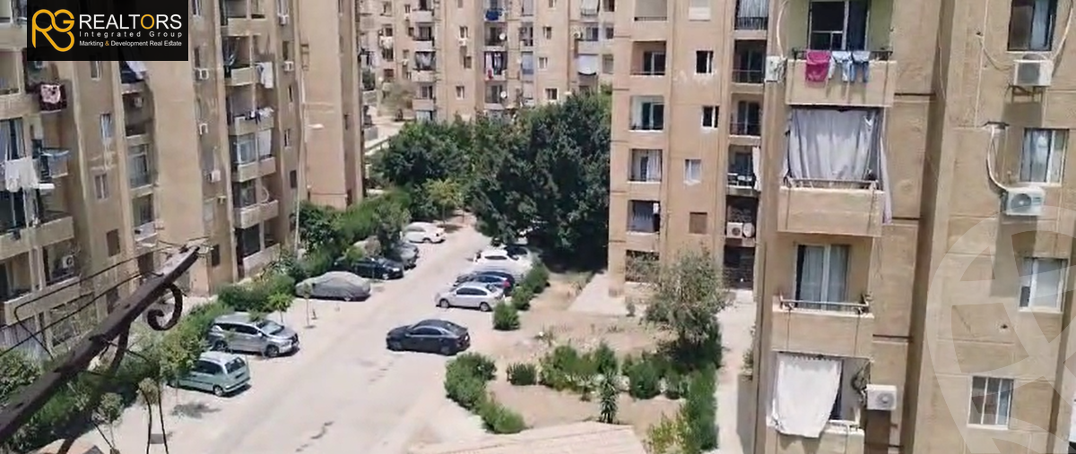 https://aqarmap.com.eg/ar/listing/6049497-for-sale-cairo-el-sheikh-zayed-city-el-hay-elsades-ashaer