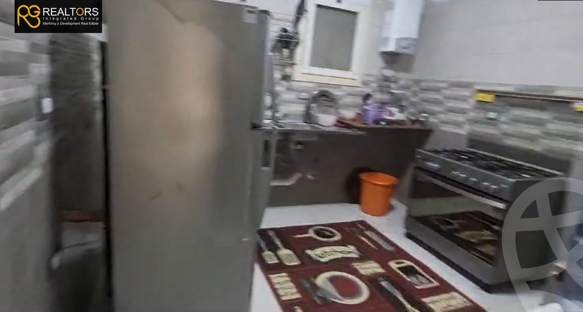 https://aqarmap.com.eg/en/listing/6049610-for-sale-cairo-el-sheikh-zayed-city-compounds-el-khamayel