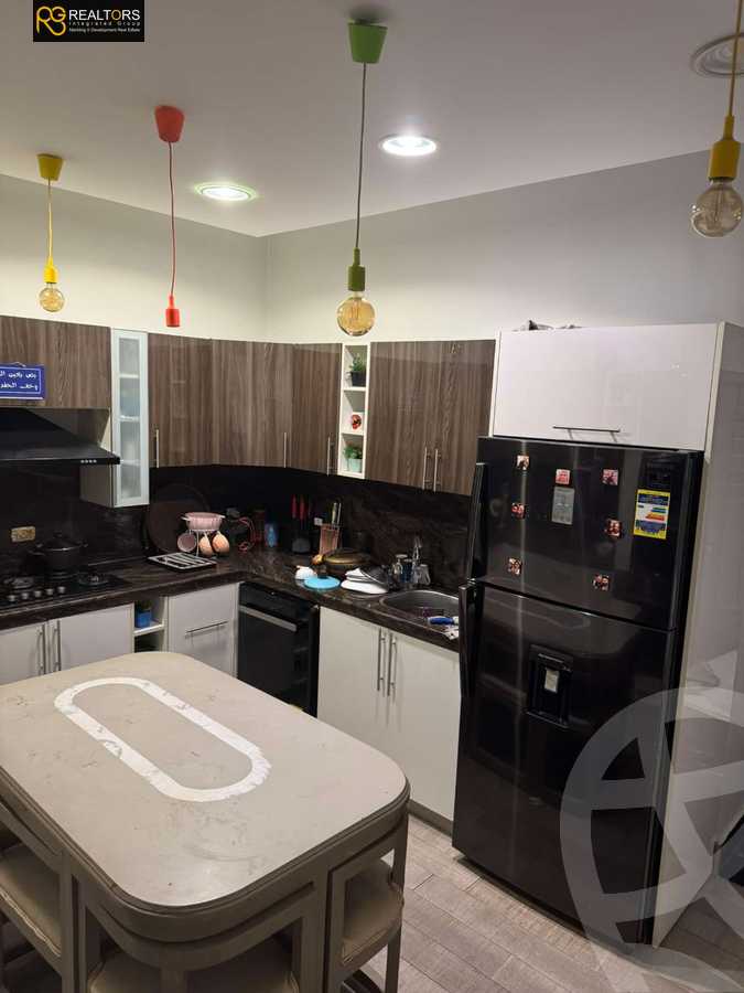 https://aqarmap.com.eg/en/listing/6049672-for-sale-cairo-el-sheikh-zayed-city-el-hay-el-khames-lhry