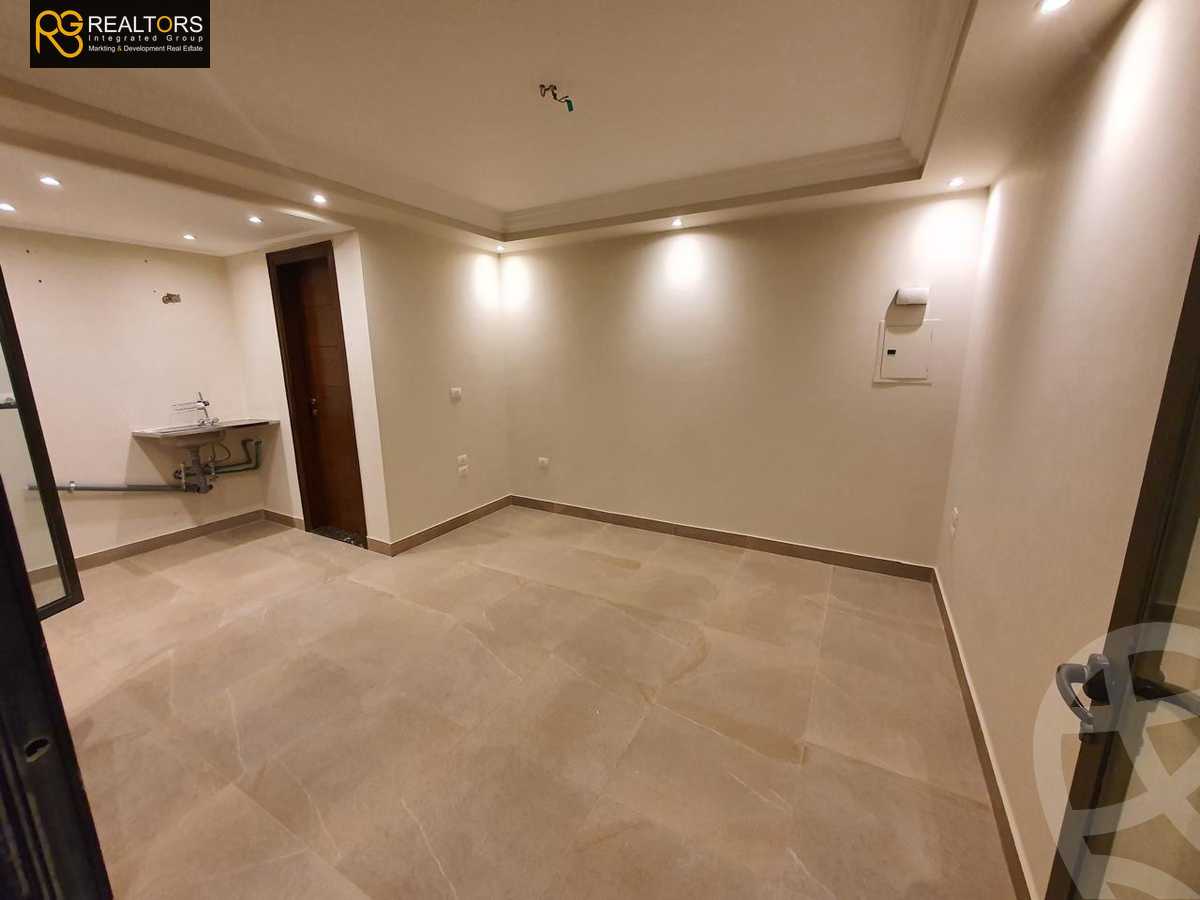 https://aqarmap.com.eg/en/listing/6049812-for-rent-cairo-el-sheikh-zayed-city-compounds-beverly-hills