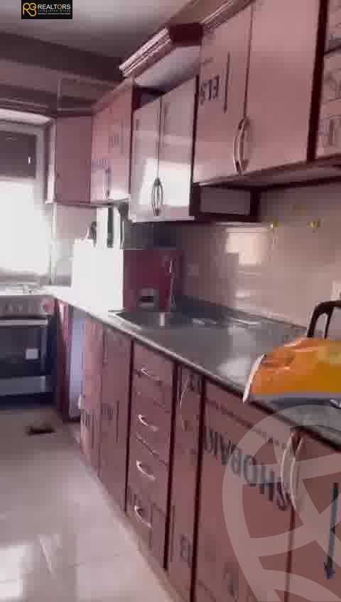 https://aqarmap.com.eg/en/listing/6049878-for-rent-cairo-6th-of-october-el-ahyaa-neighborhood-8th-el-tahrir-rd