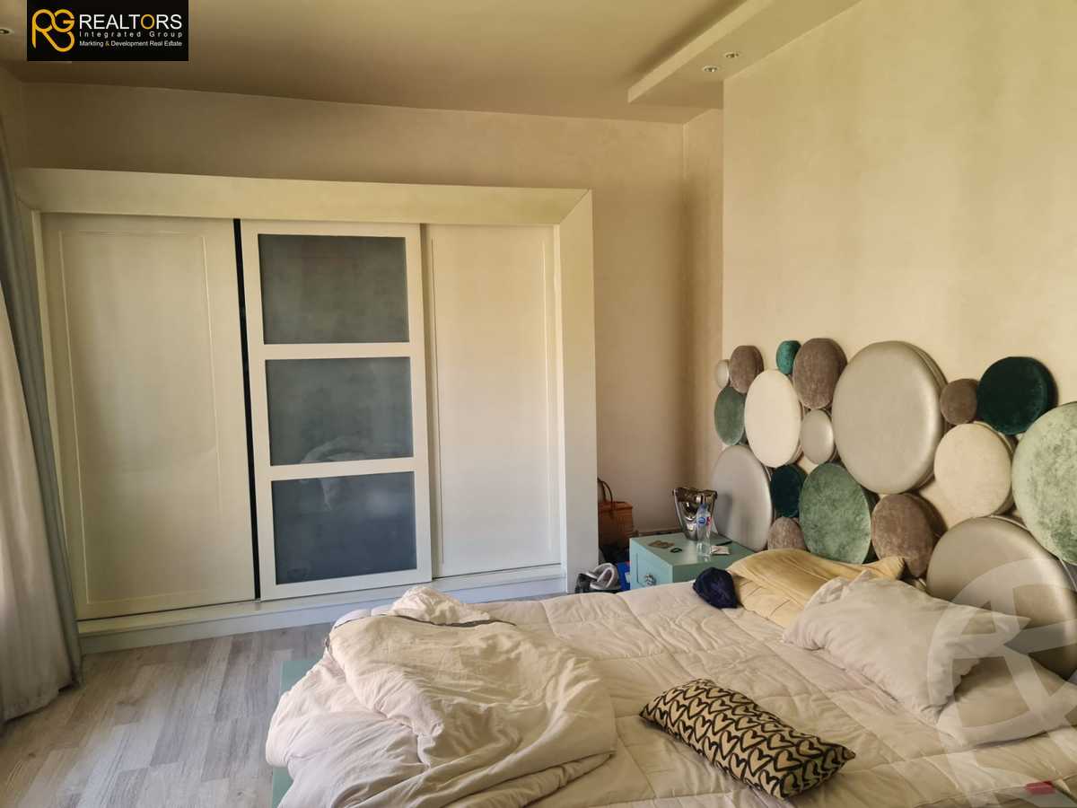 https://aqarmap.com.eg/en/listing/6051992-for-sale-cairo-el-sheikh-zayed-city-compounds-beverly-hills
