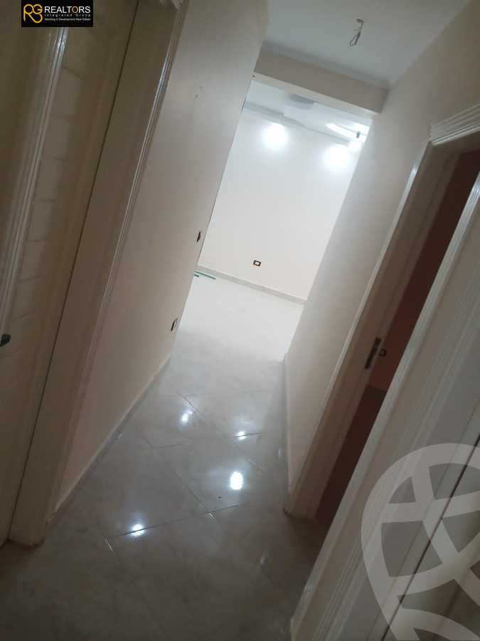 https://aqarmap.com.eg/en/listing/6062587-for-sale-cairo-el-sheikh-zayed-city-compounds-zayed-heights-compound
