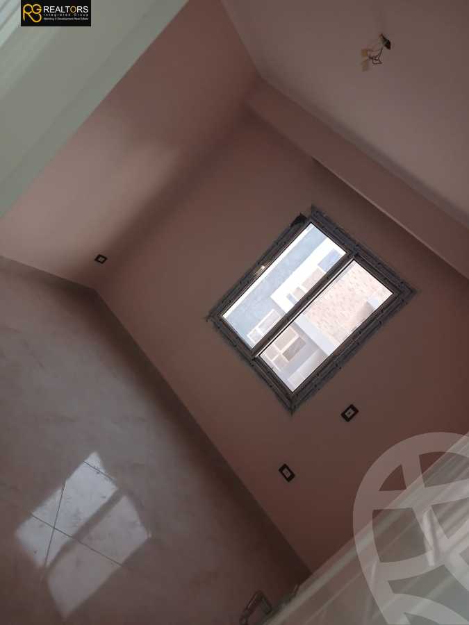 https://aqarmap.com.eg/en/listing/6062587-for-sale-cairo-el-sheikh-zayed-city-compounds-zayed-heights-compound