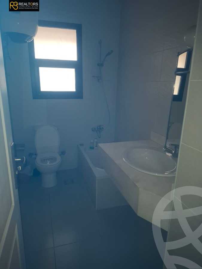 https://aqarmap.com.eg/en/listing/6062611-for-sale-cairo-el-sheikh-zayed-city-compounds-the-courtyard