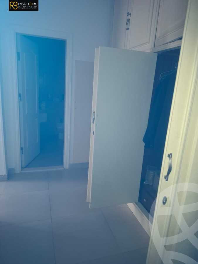 https://aqarmap.com.eg/en/listing/6062611-for-sale-cairo-el-sheikh-zayed-city-compounds-the-courtyard