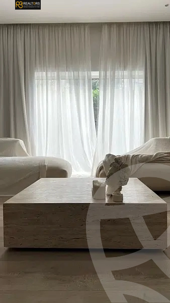 https://aqarmap.com.eg/en/listing/6069052-for-sale-cairo-el-sheikh-zayed-city-compounds-beverly-hills