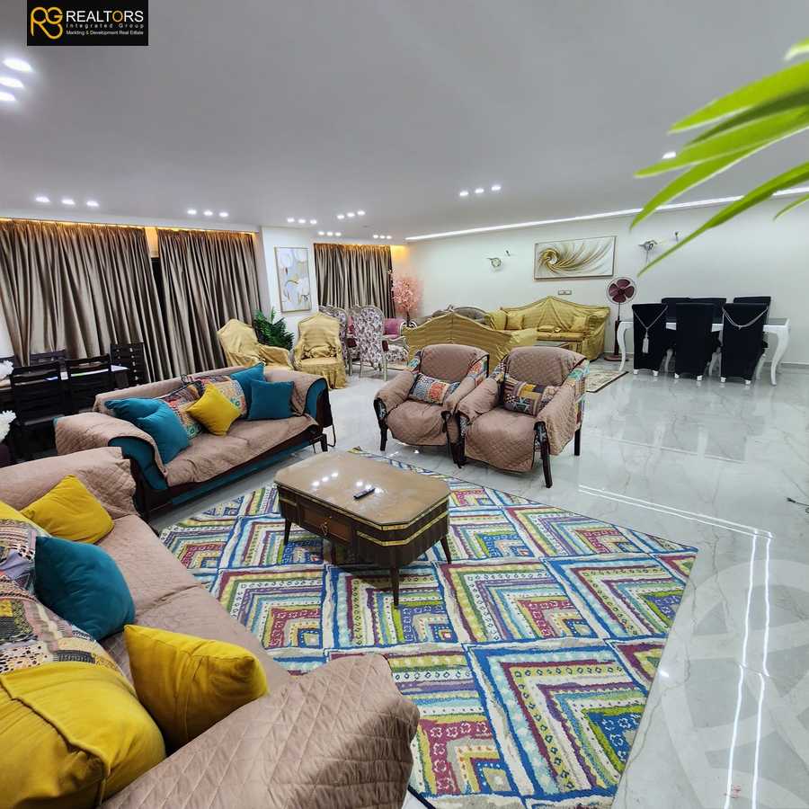 https://aqarmap.com.eg/en/listing/6169467-for-sale-cairo-el-sheikh-zayed-city-compounds-el-khamayel