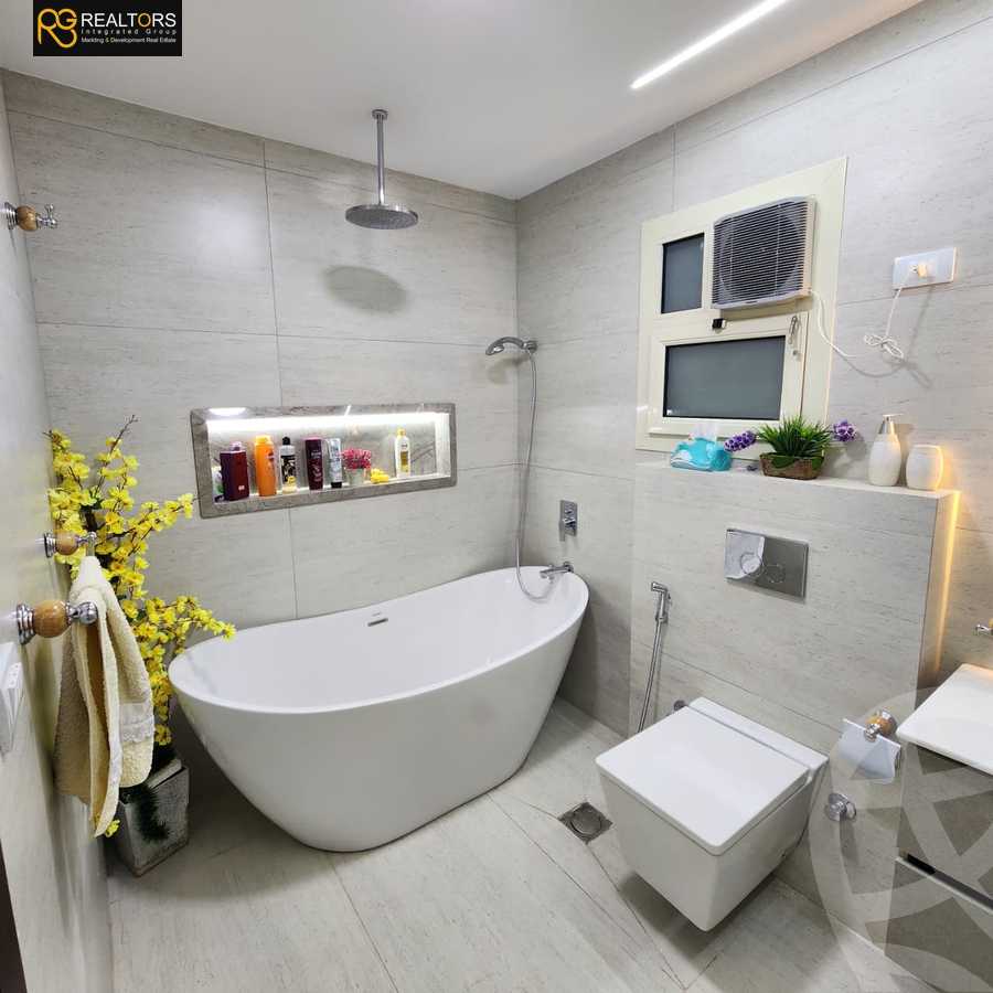 https://aqarmap.com.eg/en/listing/6169467-for-sale-cairo-el-sheikh-zayed-city-compounds-el-khamayel