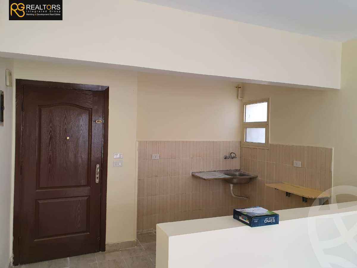 https://aqarmap.com.eg/en/listing/6169950-for-sale-cairo-el-sheikh-zayed-city-el-hay-el-thany-ashaer