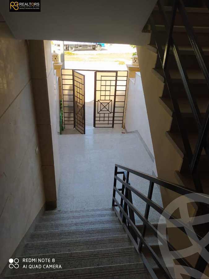 https://aqarmap.com.eg/ar/listing/6170039-for-sale-cairo-el-sheikh-zayed-city-el-hay-eltaseaa-area-4