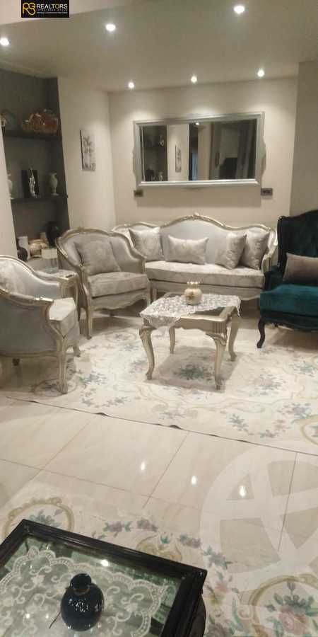 https://aqarmap.com.eg/ar/listing/6170117-for-sale-cairo-el-sheikh-zayed-city-el-hay-el-thany-ashaer